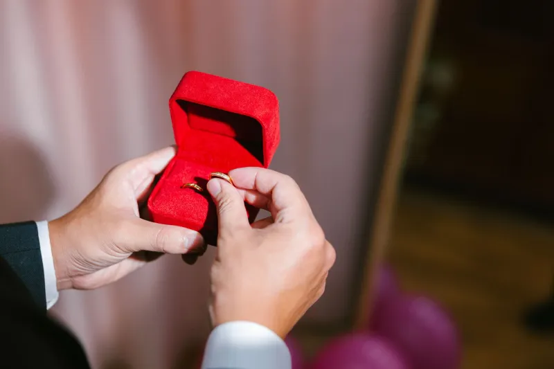 Held in Secret: The Emotional Reality of Owning Your Engagement Ring Before the Moment Arrives